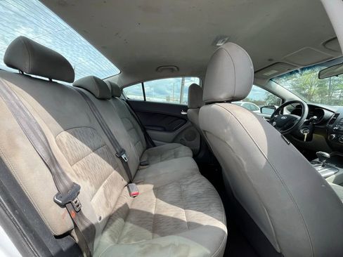 Used 2015 Kia Forte LX FWD image 16