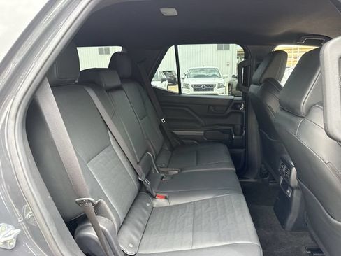 Used 2025 Toyota 4Runner TRD Sport Premium w/ Tow Technology Package AWD/4WD image 35