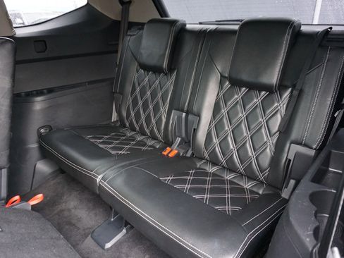 Used 2018 Volkswagen Atlas Launch Edition image 18