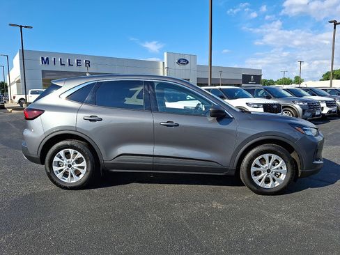 Certified 2023 Ford Escape Active w/ Tech Pack #1 AWD/4WD image 7