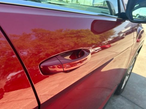 Used 2022 Volkswagen Atlas SE w/ Panoramic Sunroof Package image 32