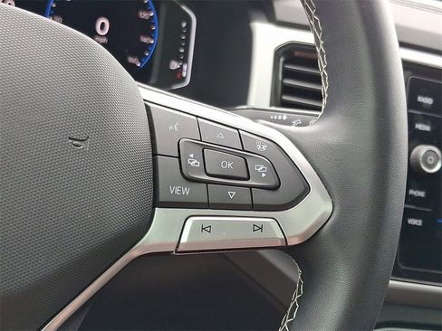 Used 2021 Volkswagen Atlas SEL Premium image 25