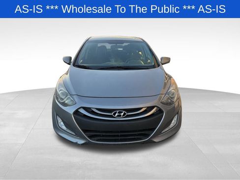 Used 2014 Hyundai Elantra GT image 2