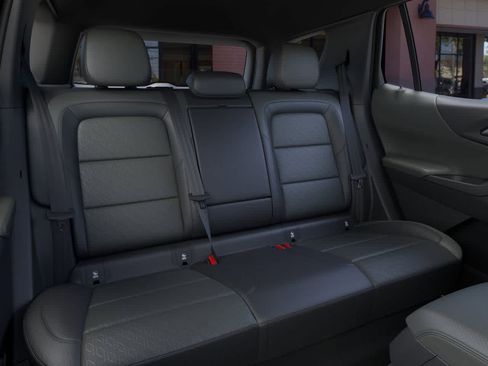 New 2026 Chevrolet Equinox LT w/ Convenience Package II image 17