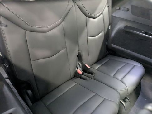 Used 2020 Cadillac XT6 Premium Luxury image 27