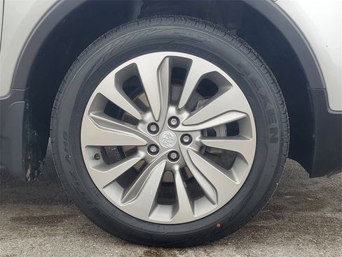 Used 2019 Buick Encore Preferred image 5