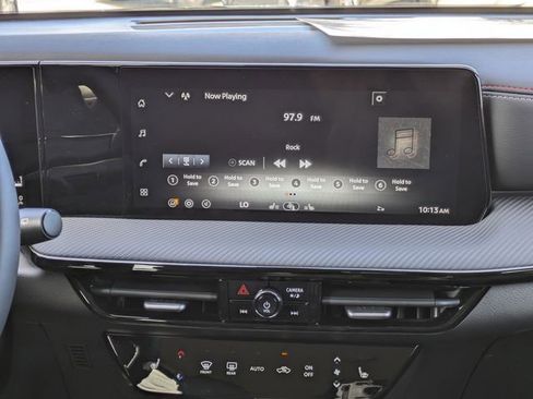 New 2026 Nissan Kicks SR w/ Cold Weather Package image 18