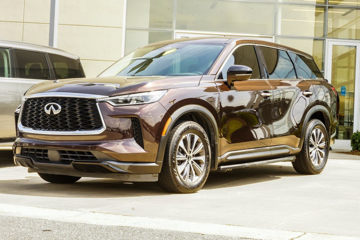 Used 2022 INFINITI QX60 Pure FWD image 4