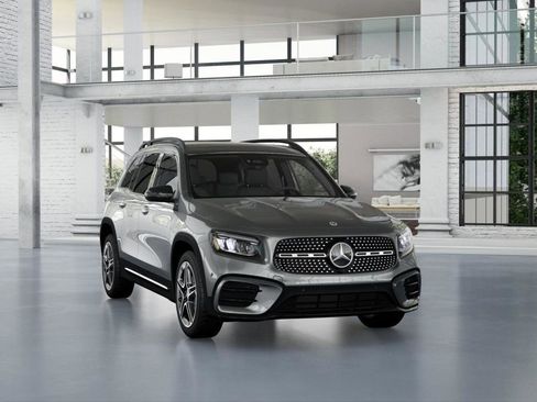 Used 2026 Mercedes-Benz GLB 250 image 9