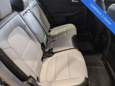 Used 2025 Ford Escape SE image 23