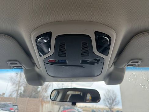 Used 2021 Subaru Outback Premium image 18