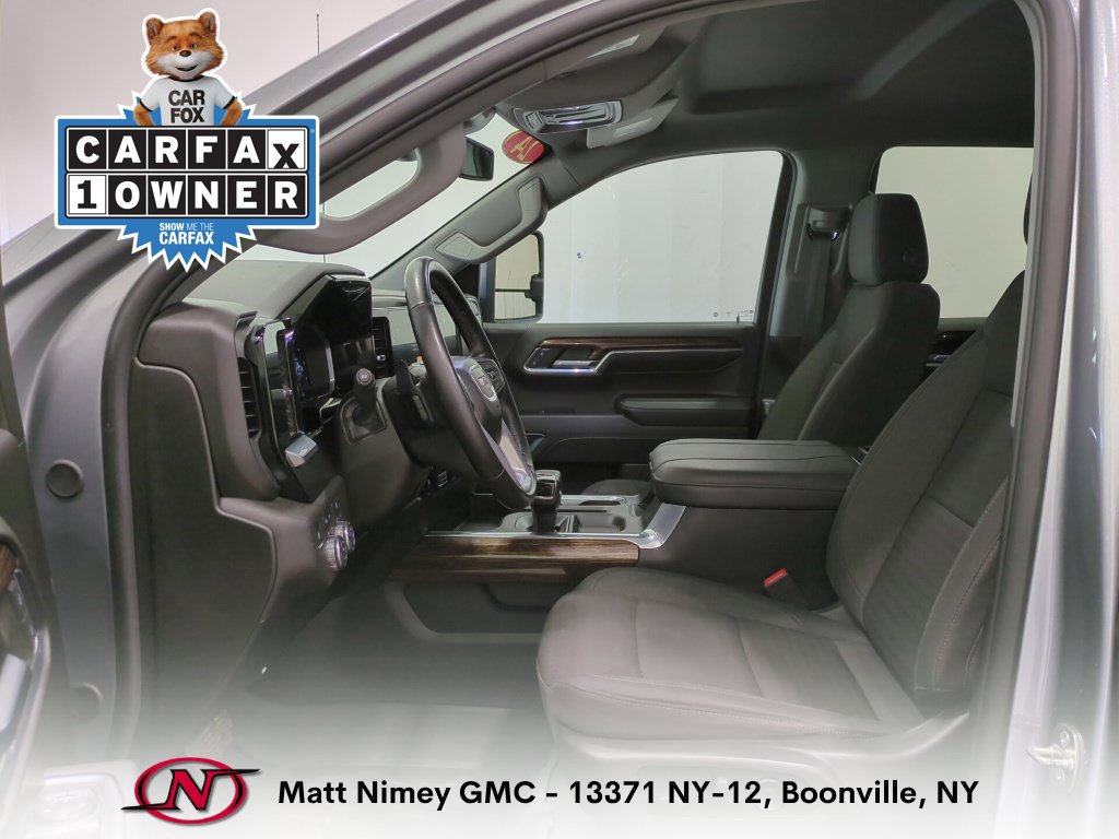 Used 2024 GMC Sierra 1500 Elevation w/ LPO, Elevation Black Package AWD/4WD image 5