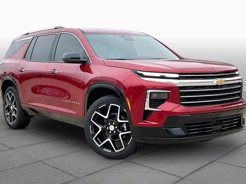 New 2026 Chevrolet Traverse High Country FWD image 3