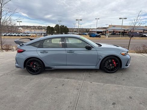 Used 2025 Honda Civic Type R image 10