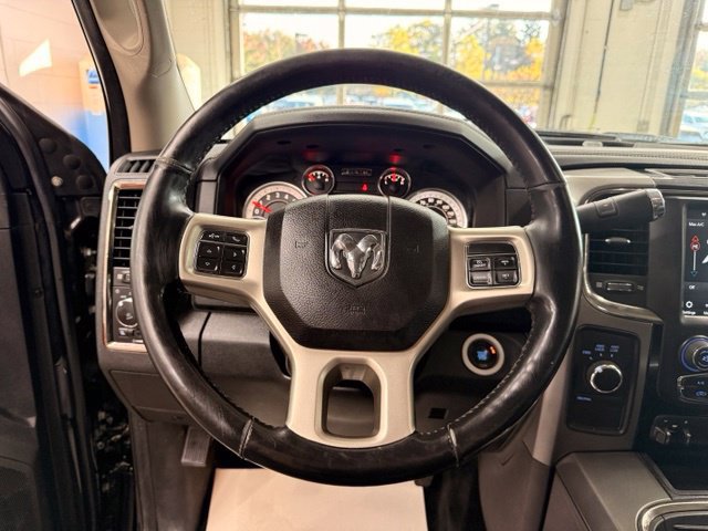 Used 2018 RAM 2500 Laramie w/ Sport Appearance Group AWD/4WD image 10