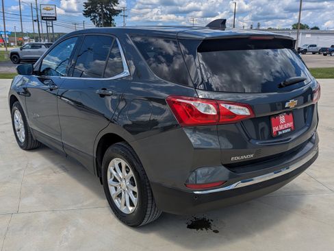 Used 2020 Chevrolet Equinox LT AWD/4WD image 2