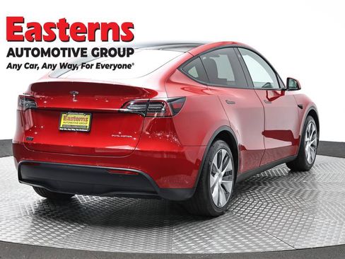 Used 2021 Tesla Model Y Long Range AWD/4WD image 5