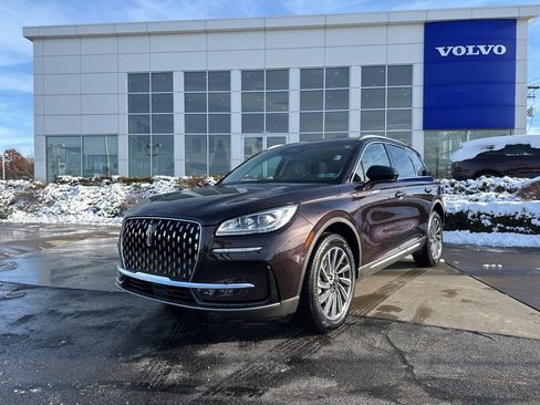 Used 2023 Lincoln Corsair Reserve image 41