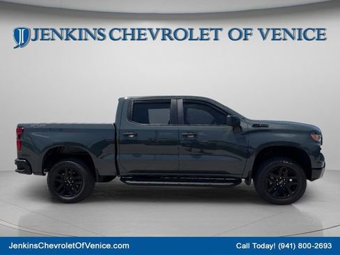 Certified 2025 Chevrolet Silverado 1500 Custom Trail Boss w/ Dark Appearance Package image 2