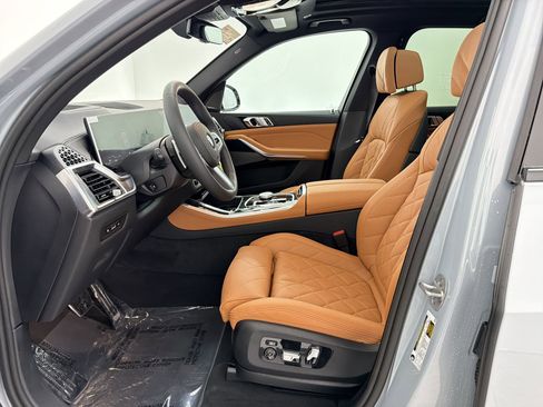 New 2026 BMW X5 sDrive40i image 5