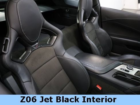 Used 2016 Chevrolet Corvette Z06 w/ 3LZ Preferred Equipment Group image 14