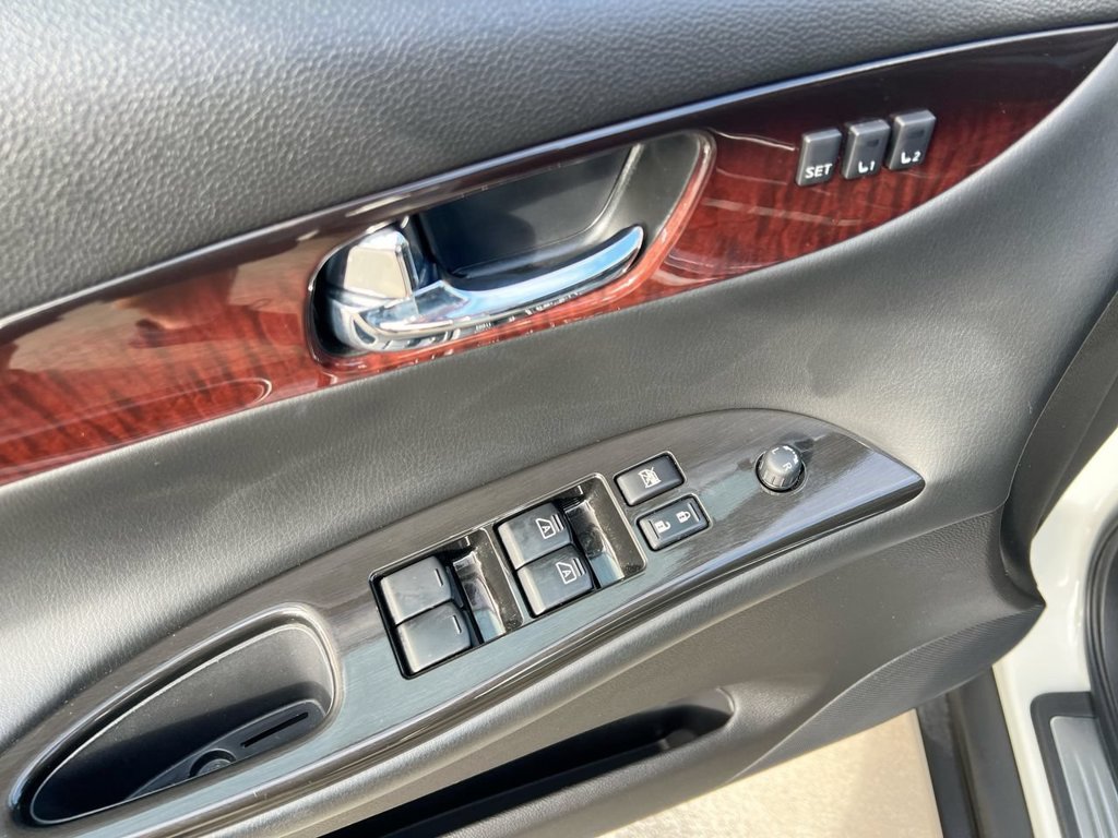 Used 2017 INFINITI QX50 2WD w/ Technology Package image 11