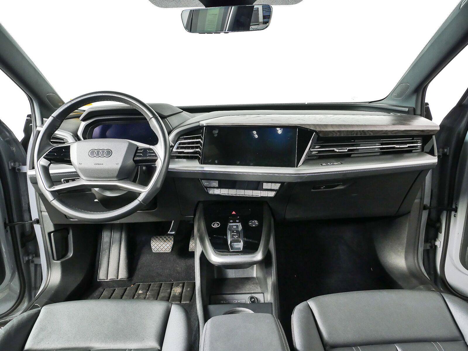 Used 2023 Audi Q4 e-tron Premium Plus w/ Premium Plus AWD/4WD image 20