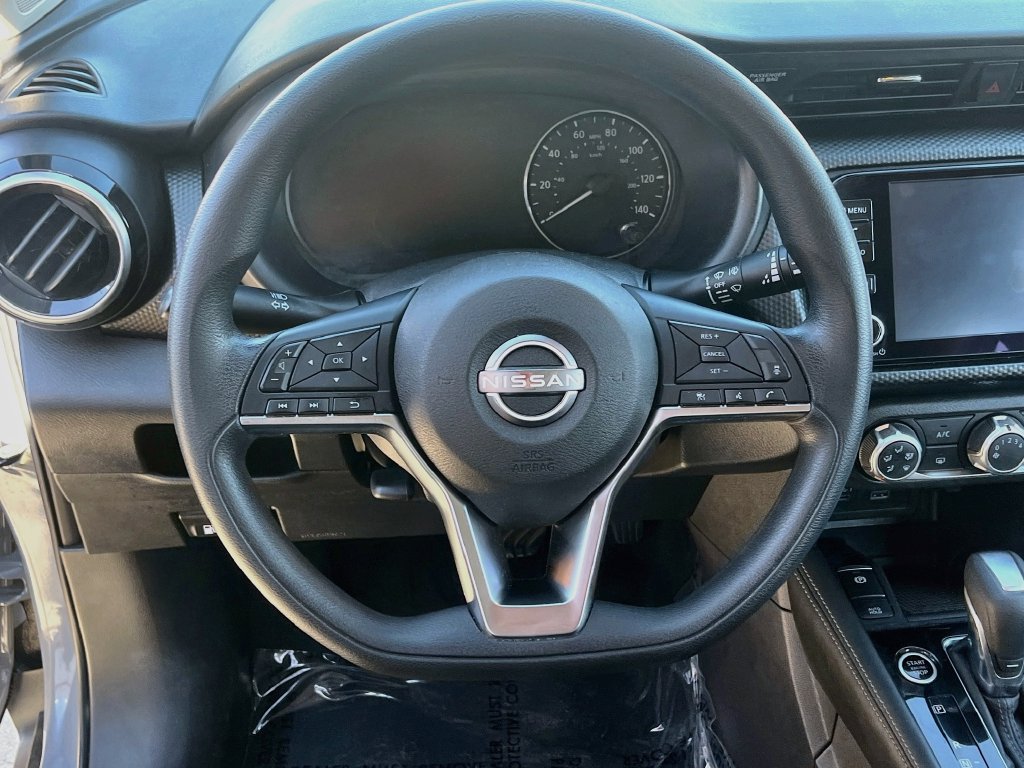 Used 2023 Nissan Kicks SV FWD image 10