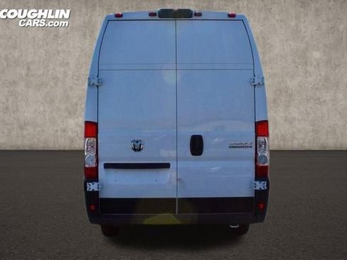 New 2024 RAM ProMaster 3500 w/ Quick Order Package 22G SLT image 8