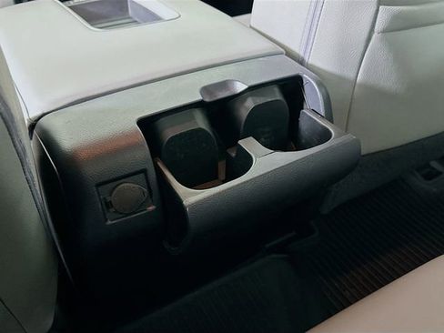 Used 2019 Toyota Tundra Limited image 27