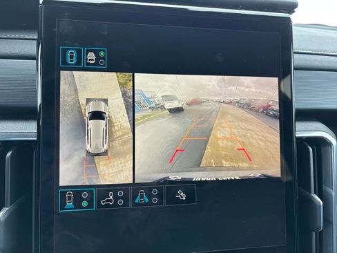 Certified 2025 GMC Acadia Elevation image 20