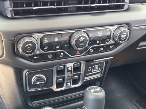New 2025 Jeep Wrangler Sahara image 16