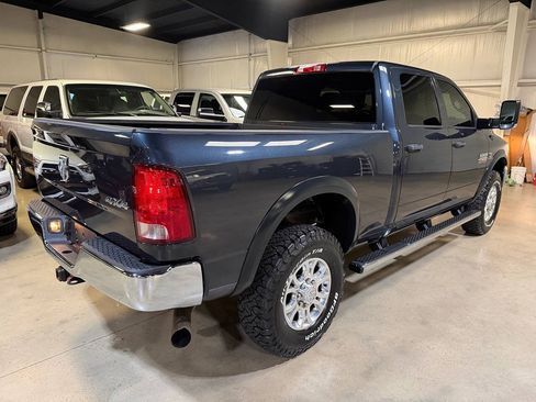 Used 2018 RAM 2500 Tradesman w/ Chrome Appearance Group AWD/4WD image 24