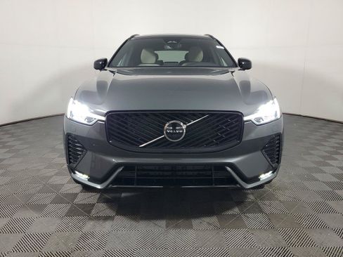 New 2027 Volvo XC60 B5 Plus AWD/4WD image 2