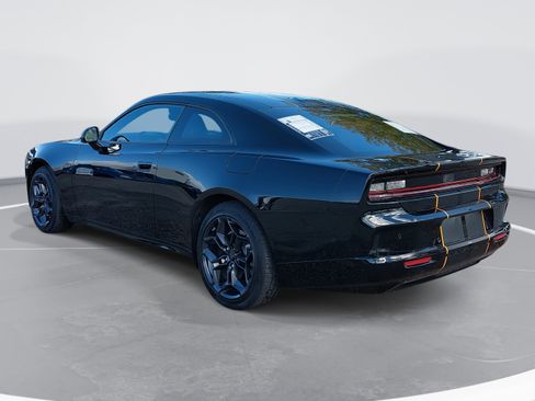 Used 2025 Dodge Charger R/T w/ Quick Order Package 25M R/T image 7