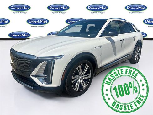 Used 2024 Cadillac Lyriq Tech RWD image 3