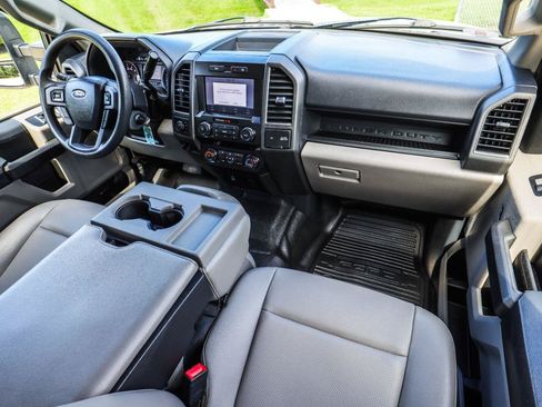 Used 2022 Ford F250 XL w/ STX Appearance Package AWD/4WD image 29
