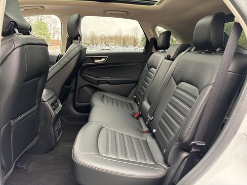 Used 2019 Ford Edge SEL w/ Equipment Group 201A image 15