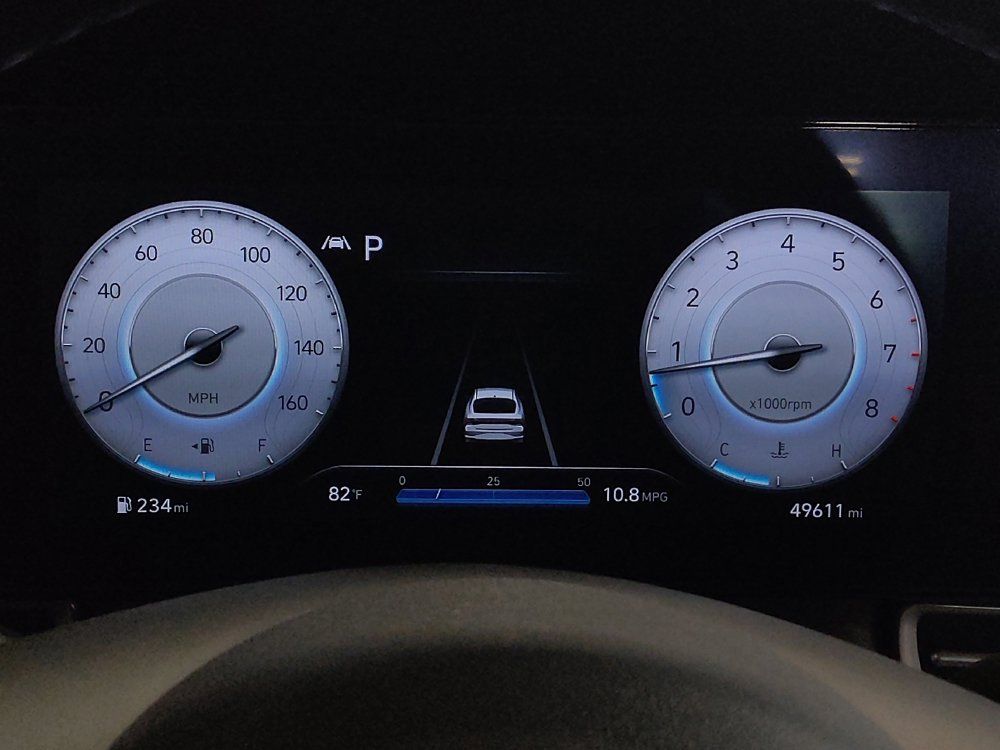 Used 2021 Hyundai Elantra Limited FWD image 23
