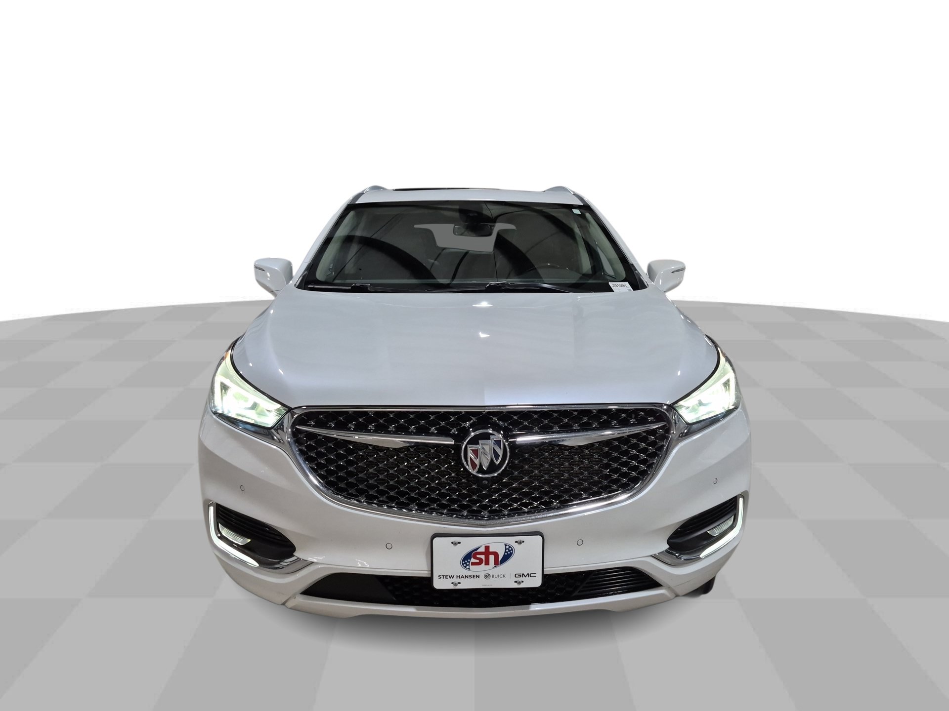 Used 2020 Buick Enclave Avenir w/ Avenir Technology Package AWD/4WD image 3