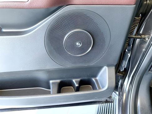 Used 2024 Ford Expedition Limited image 13