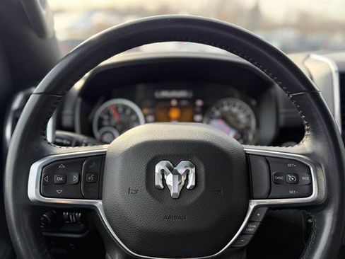 Used 2024 RAM 1500 Laramie image 16