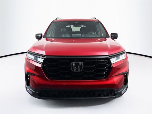 Used 2025 Honda Pilot Black Edition image 6