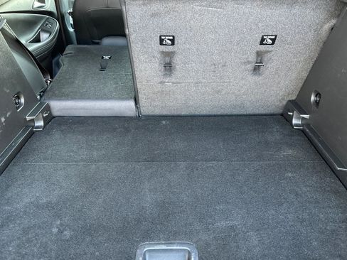 Used 2022 Buick Encore GX Select image 16