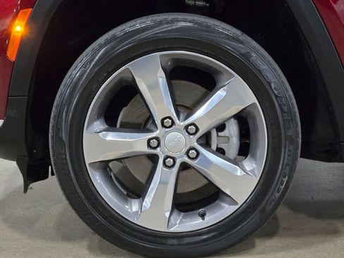 Used 2021 Jeep Grand Cherokee L Limited image 17