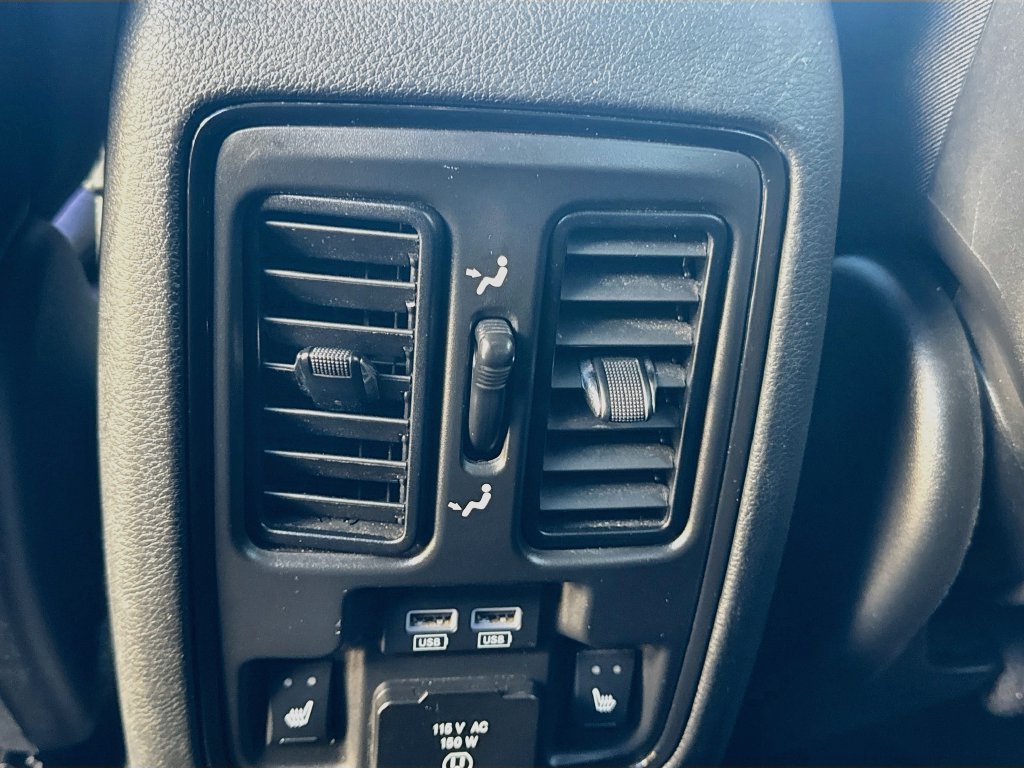 Used 2021 Dodge Durango R/T w/ Tow 'N Go Package AWD/4WD image 28