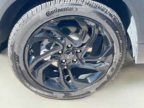 Used 2024 Chevrolet TrailBlazer RS w/ Convenience Package image 28