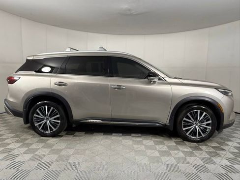 Used 2023 INFINITI QX60 Sensory w/ Cargo Package image 6