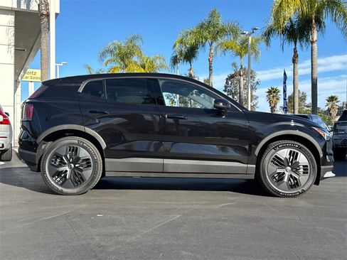 New 2026 Volvo EX30 Cross Country Ultra image 6