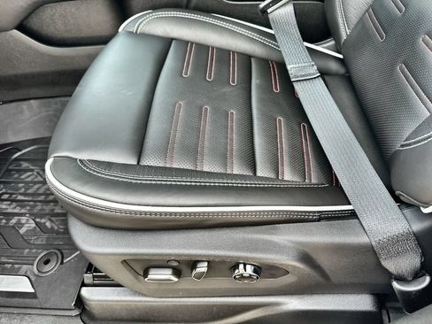New 2026 GMC Yukon XL AT4 Ultimate w/ LPO, Floor Liner Package AWD/4WD image 25